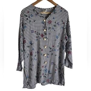 Promises Navy and White Gingham Floral Button Down Vintage Shirt